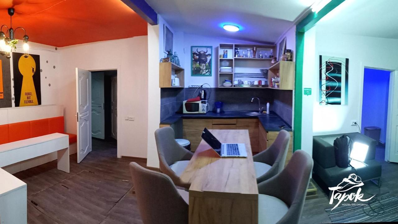 Tapok Hostel Chişinău Extérieur photo