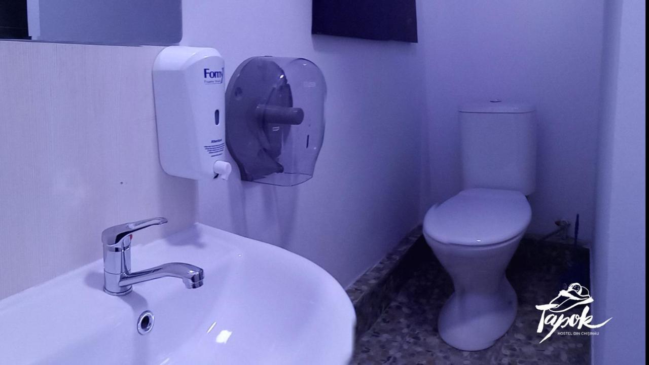 Tapok Hostel Chişinău Extérieur photo